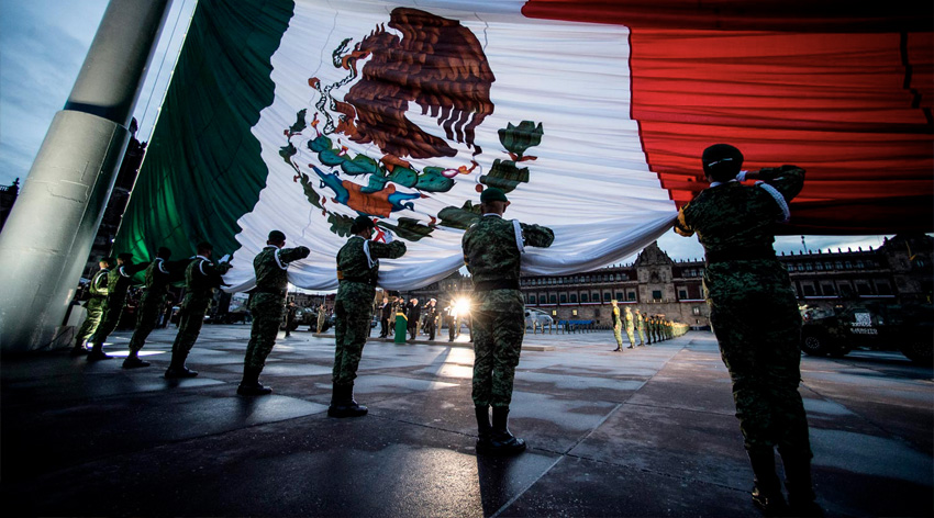 La Bandera nacional de México