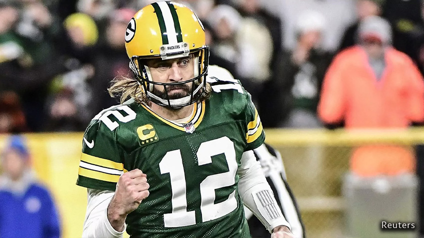 Aaron Rodgers líder histórico en pases de touchdown para Packers