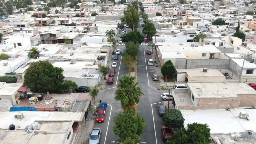 Entregan  pavimentación y recarpeteo en diversas calles de Torreón