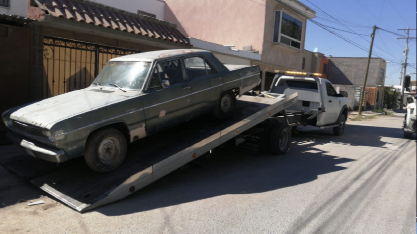 <strong>Buscan evitar la presencia de autos chatarra abandonados en la vía pública</strong>