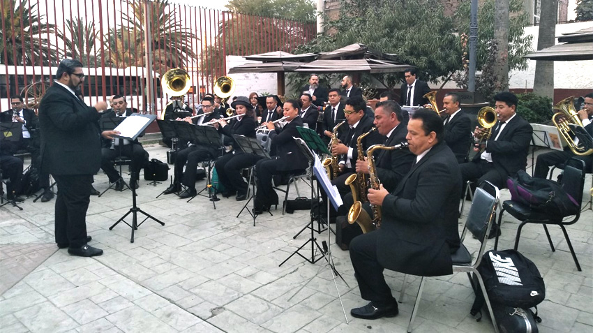 Banda Municipal de Torreón celebra el amor y la amistad