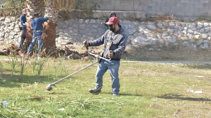 <strong>Servicios Públicos rehabilita 100 plazas de Torreón</strong>