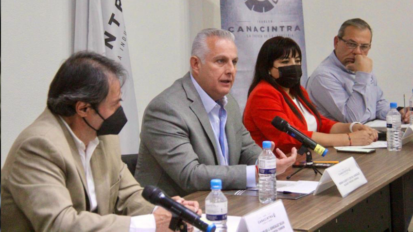 Alcalde de Torreón comparte estrategias con empresarios