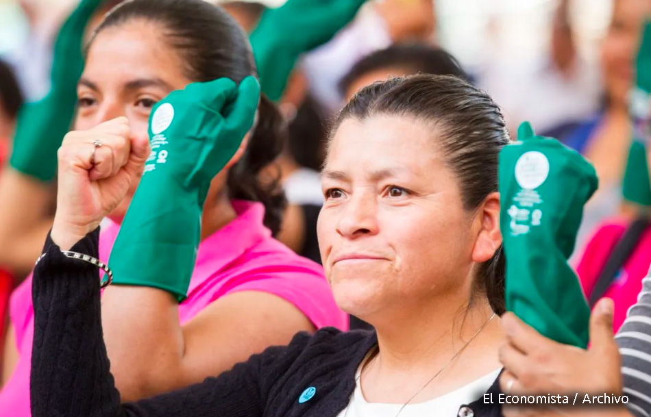 Trabajadoras del hogar amarran acceso al Seguro Social