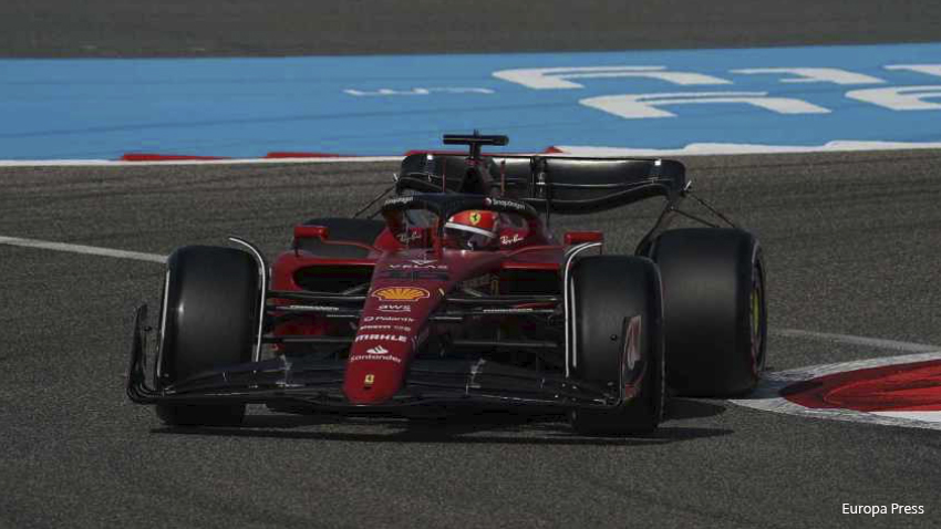 <strong>Leclerc y Ferrari toman la pole en </strong>Bahrein