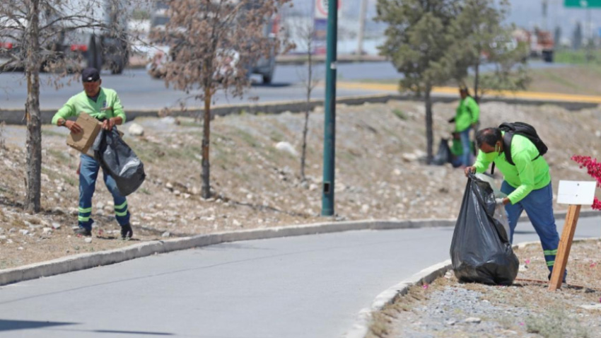 <strong>Papelean” 1.7 toneladas de basura diarias para mantener a Saltillo limpio</strong>