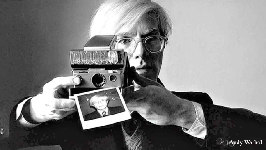 ¿Quién se esconde tras la peluca rubia de Andy Warhol?