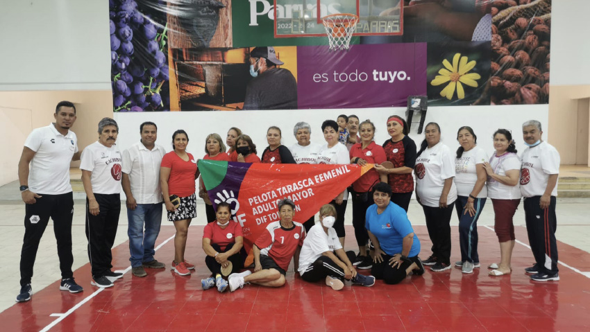 Jugadores de Torreón, viajan a Parras para demostración de pelota Tarasca