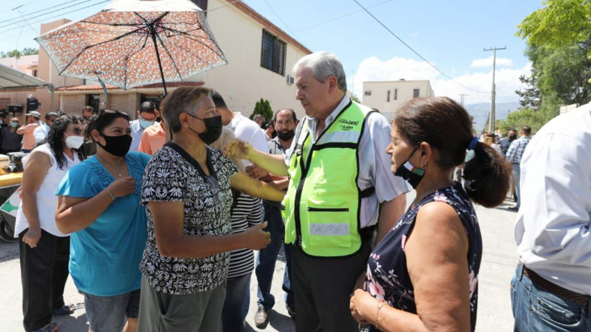 Agradecen que Alcalde le de, fuerte impulso al bacheo