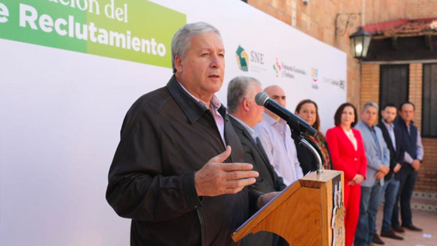 <strong>Inaugura Chema Fraustro Centro de Reclutamiento Empresarial</strong>