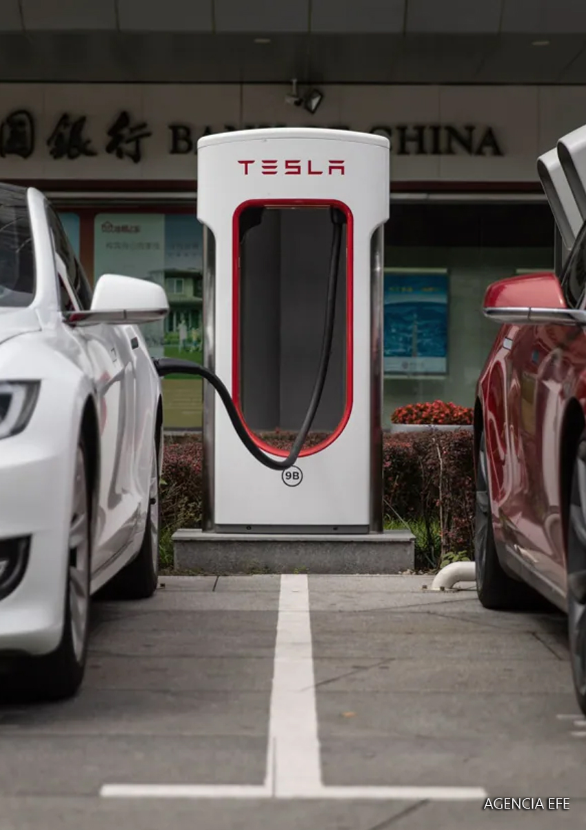 El gran negocio de Tesla: cobra a terceros para que contaminen