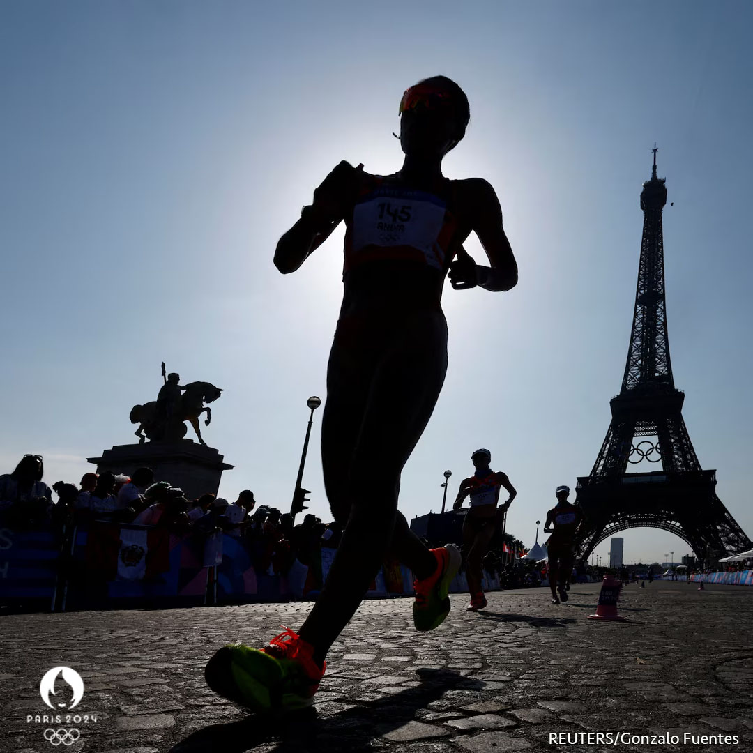 Mary Luz Andia de Perú durante la marcha femenina de 20 km. París 2024