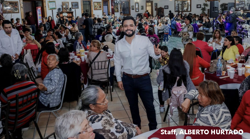 Festeja el diputado Alberto Hurtado a madres saltillenses