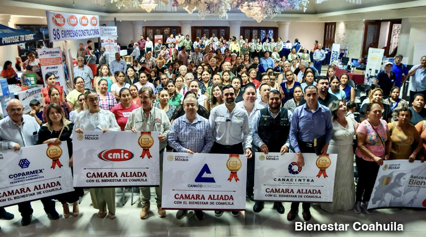 Entrega Secretaría de Bienestar tarjetas “La Escuela es Nuestra”