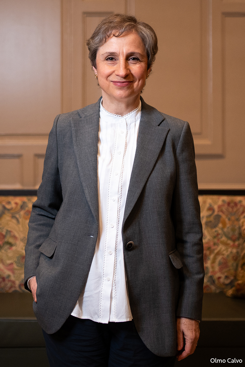 El Confidencial Premia la Trayectoria y Valentía de Carmen Aristegui
