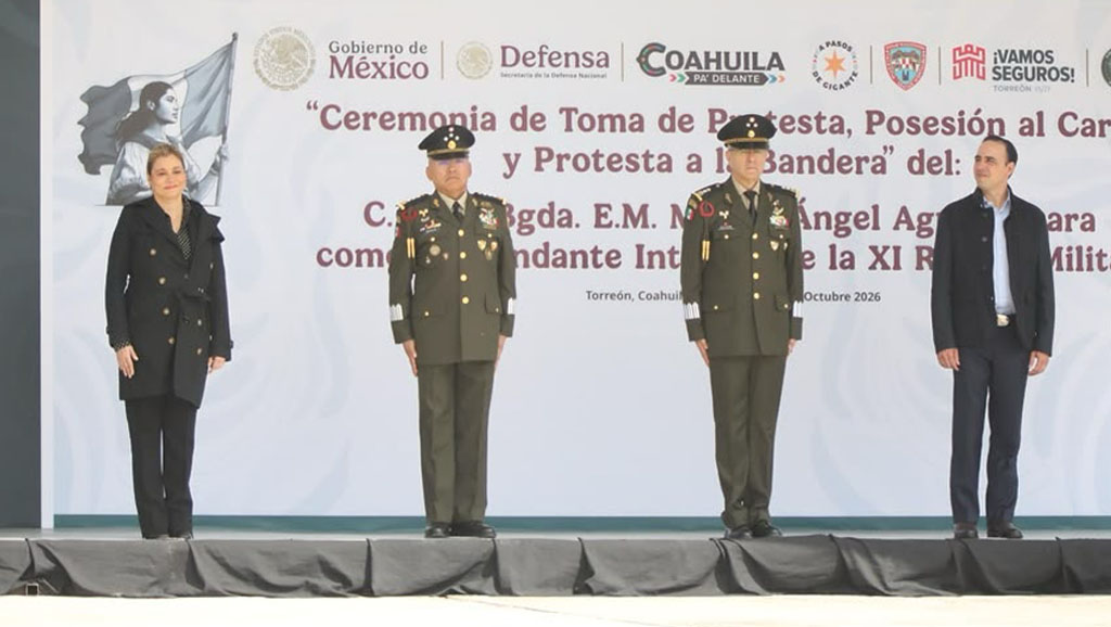 Asiste Manolo Jiménez a toma de protesta de mando militar